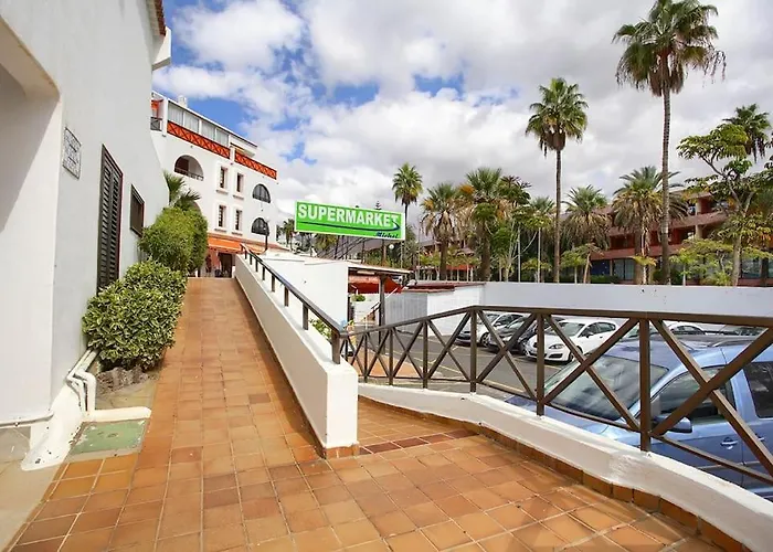 Robert Playa De Americas * Playa de las Americas (Tenerife)