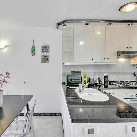 Robert Playa De Americas *